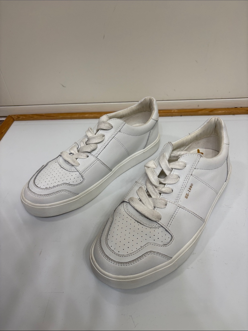 Sam Edelman Women’s SE-1980 White Leather Casual Sneakers